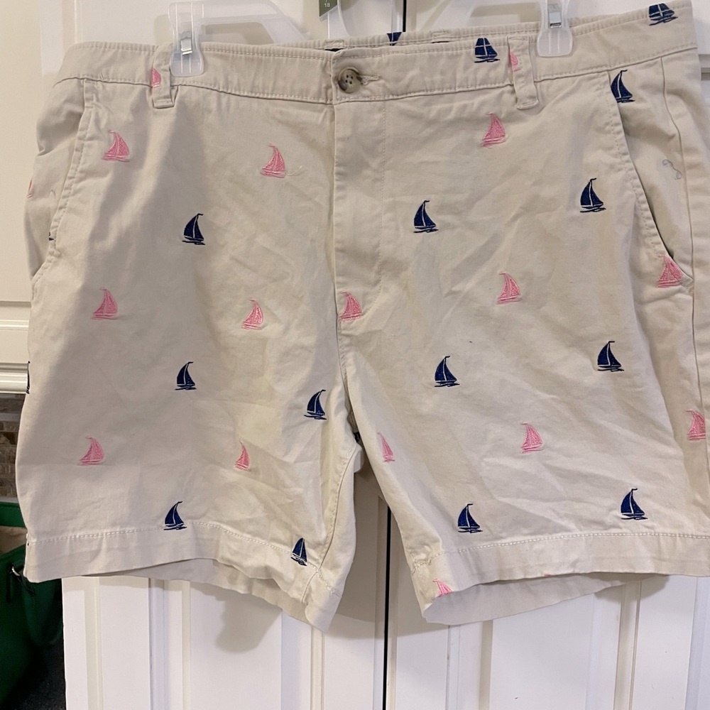 Mens Crown & Ivy Shorts 6”length 38” waist